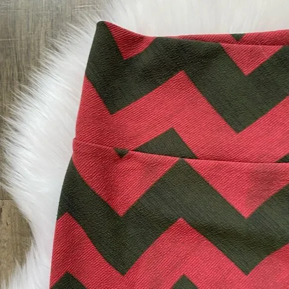 NEW WITH TAGS WOMENS LULAROE SKIRT SIZE XS - Picture 2 of 3